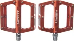 Pair Of Flat Pedals Neatt Attack V2 8 Pins Orange
