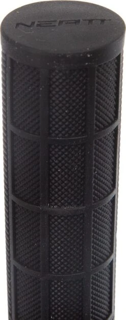 Neatt One Lock Pro Grips Black / Blue 7 Neatt One Lock Pro Grips Black / Blue -Rockshox Bike Shop 1855914616608338f9bb3.43537620