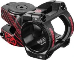Reverse Black One D-2 31.8 / 35 Mm 8 ° Stem Black / Red