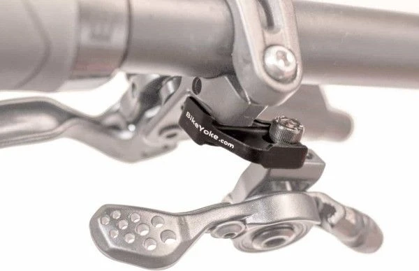 Adapter Bike Yoke I-Spec B Left 4 Adapter Bike Yoke I-Spec B Left - Image 2