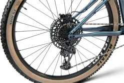 Bombtrack Travel MTB Cleat Sram GX Eagle 12V 29 '' Teal Green And Cyan Blue 2022 -Rockshox Bike Shop 21118916110cac12256c8.54647120